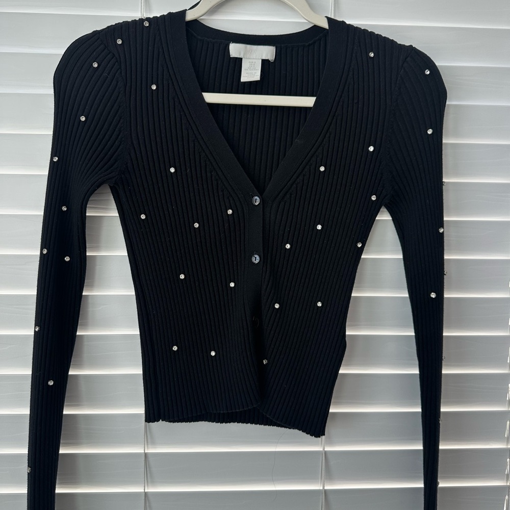 H&M Black Ribbed Rhinestone-Embellished V-Neck Cardigan - Picture 5 of 6